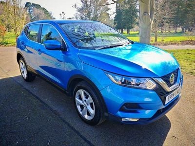 Used Nissan Qashqai Acenta Premium 115 HP (84 kW) 2019 Blue SUV