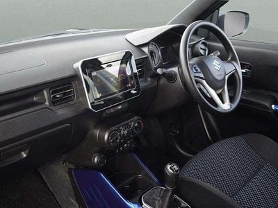 Used Suzuki Ignis SZ-T 83 HP (61 kW) 2023 White SUV