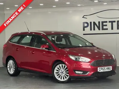 Used Ford Focus Titanium X 120 HP (88 kW) 2016 Red Estate