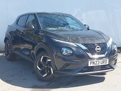 Usado Nissan Juke N-Connecta 114 HP (83 kW) 2023 Preto SUV