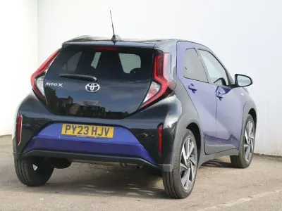 Used Toyota Aygo X 72 HP (52 kW) 2023 Blue SUV