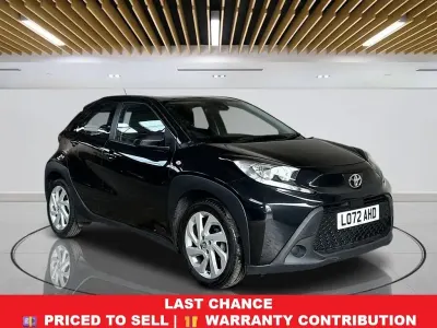 Used Toyota Aygo X PURE 72 HP (52 kW) 2022 Black SUV