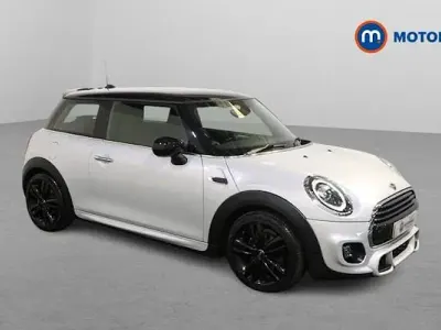 Used Mini Cooper Hatch 136 HP (100 kW) 2021 Hatchback