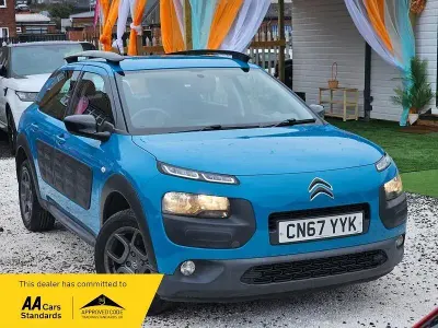 Used Citroën C4 Cactus Feel 82 HP (60 kW) 2017 Blue Hatchback