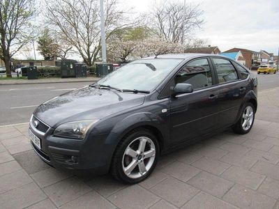 Used Ford Focus Zetec 125 HP (91 kW) 2007 Grey Hatchback