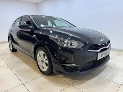Used Kia Ceed 118 HP (86 kW) 2022 Black Hatchback