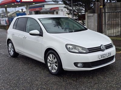 Używany VW Golf VII Comfortline 123 KM (90 kW) 2013 Biały Hatchback