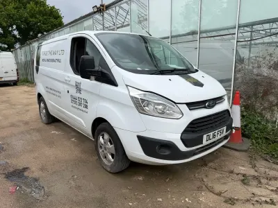 Used Ford Transit Custom Limited 125 HP (91 kW) 2016 White Van