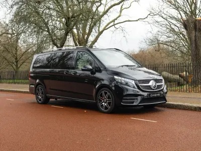 Used Mercedes V300 AMG line 237 HP (174 kW) 2023 Black MPV