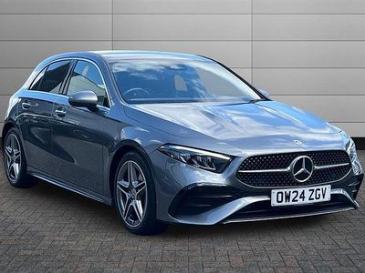 Begagnad Mercedes A200 Executive 163 HK (119 kW) 2024 Grå Halvkombi