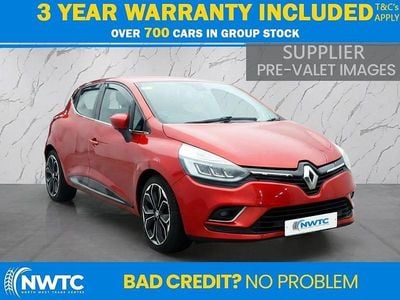Used Renault Clio IV Dynamique 120 HP (88 kW) 2017 Red Hatchback