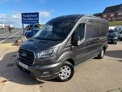 Begagnad Ford Transit Limited 185 HK (136 kW) 2021 Grå Van