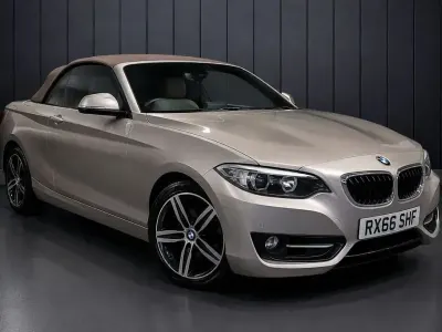 Używany BMW 218 Sport Line 136 KM (100 kW) 2016 Srebrny Kabriolet