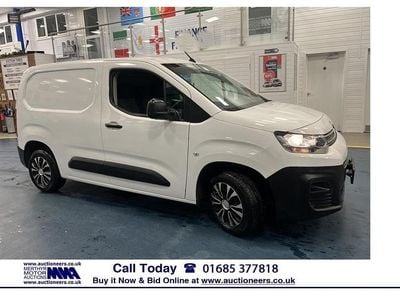 White Used 2020 Citroën Berlingo MPV | £6,760 (Fair price)