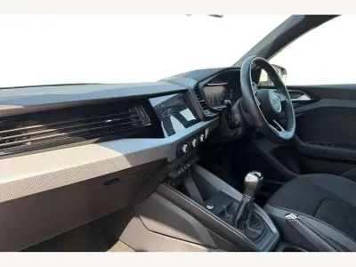 Used Audi A1 S-Line 108 HP (79 kW) 2023 White SUV