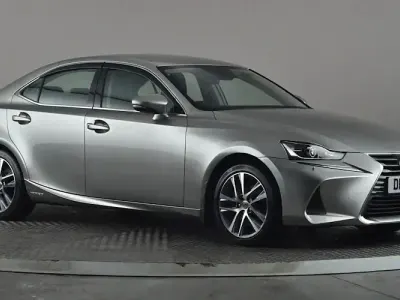 Used Lexus IS300h