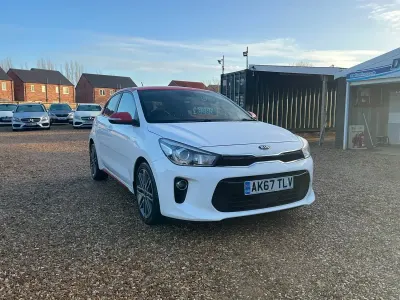 Used Kia Rio First Edition 118 HP (86 kW) 2017 White Hatchback