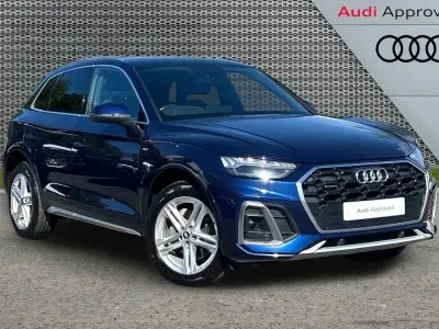 Used Audi Q5 S-Line 261 HP (191 kW) 2022 Blue SUV