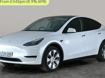 Używany Tesla Model Y RWD 219 kW (299 KM) 2024 Biały SUV