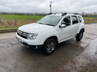 Used Dacia Duster 125 HP (91 kW) 2018 White Hatchback