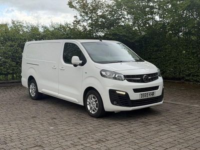 Used Vauxhall Vivaro Sportive 100 HP (73 kW) 2019 White MPV