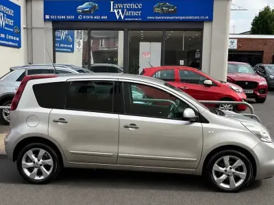 Used Nissan Note Tekna 110 HP (80 kW) 2010 Silver Hatchback