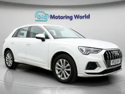 Begagnad Audi Q3 Sport 148 HK (108 kW) 2022 Vit SUV