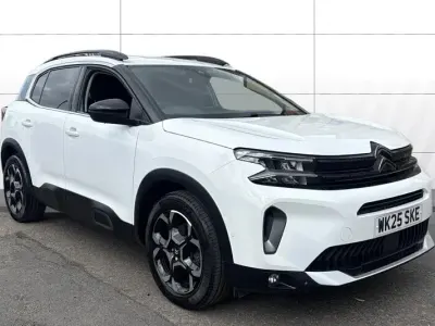 Używany Citroën C5 Shine 136 KM (100 kW) 2025 Hatchback