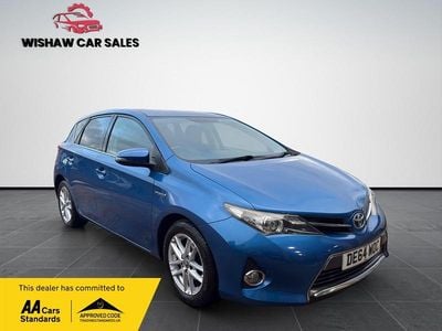 Used Toyota Auris Hybrid Plus 2014 Blue Hatchback