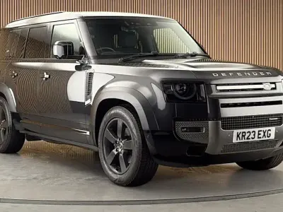 Used Land Rover Defender HSE Dynamic 249 HP (183 kW) 2025 SUV