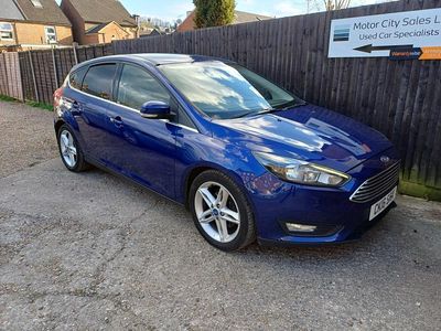 Used Ford Focus Zetec 120 HP (88 kW) 2016 Blue Hatchback