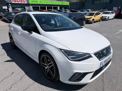 Begagnad Seat Ibiza FR 115 HK (84 kW) 2018 Vit Halvkombi