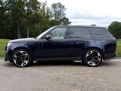 Begagnad Land Rover Range Rover SE 2023 Blå SUV