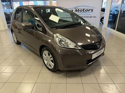 Used Honda Jazz ES 99 HP (72 kW) 2014 Brown Hatchback