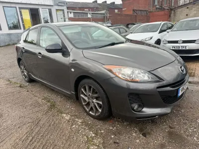 Käytetty Mazda 3 Edition 115 HP (84 kW) 2013 Harmaa Viistoperä