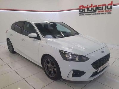 Used Ford Focus ST-Line 2019 White Hatchback