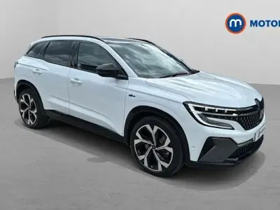 Used Renault Austral Iconic Esprit Alpine 200 HP (147 kW) 2023 White SUV