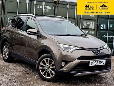 Used Toyota RAV4 151 HP (111 kW) 2017 Beige SUV