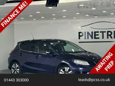 Used Nissan Pulsar N-Connecta 115 HP (84 kW) 2016 Blue Hatchback