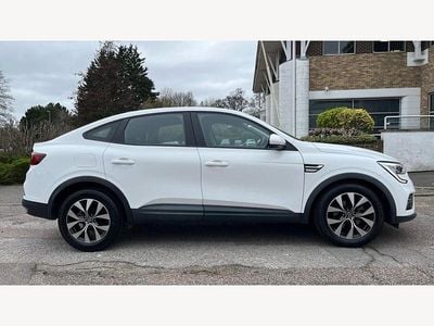 Used Renault Arkana Iconic 142 HP (104 kW) 2023 White  SUV