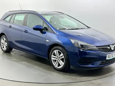 Used Vauxhall Astra Business Edition 130 HP (95 kW) 2021