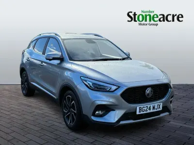 Usado MG ZS Exclusive 106 HP (77 kW) 2024 Prateado SUV