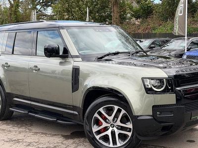 Used Land Rover Defender 300 HP (220 kW) 2024 Green SUV