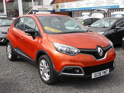 Used Renault Captur Dynamique 90 HP (66 kW) 2016 Orange SUV