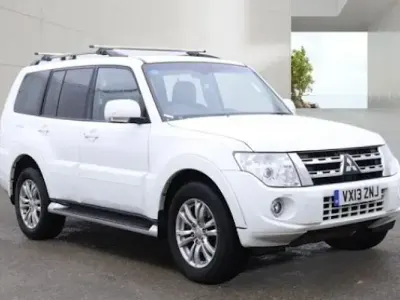 Used Mitsubishi Shogun 200 HP (147 kW) 2013 White SUV