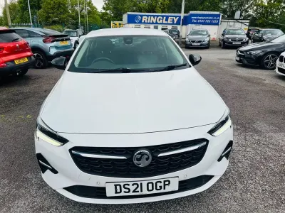 Used Vauxhall Insignia Sport 122 HP (89 kW) 2021 White Hatchback
