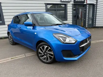 Begagnad Suzuki Swift SZ-L 2023 Blå Halvkombi