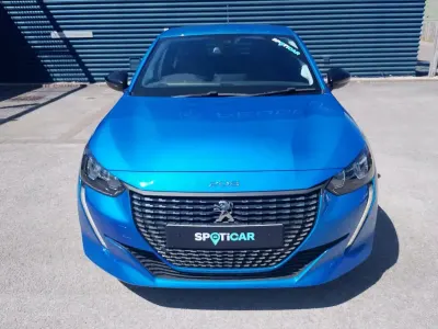 Used Peugeot 208 Allure+ 129 HP (94 kW) 2023 Blue Hatchback