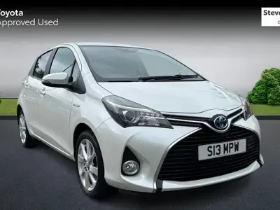 Used Toyota Yaris Sport 101 HP (74 kW) 2015 Hatchback