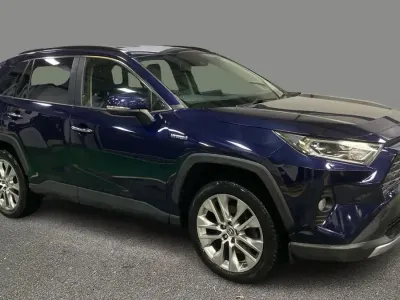 Gebraucht Toyota RAV4 Hybrid 218 PS (160 kW) 2021 Blau SUV